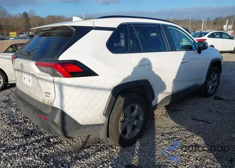 2022 Toyota Rav4 Xle z USA, uszkodzony, nr VIN 2T3P1RFV5NC314718